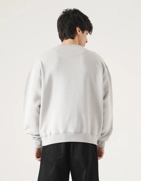 PATCH POCKET SWEATSHIRT